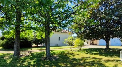 Traditional house 5 rooms of 170 m² in Onard (40380)