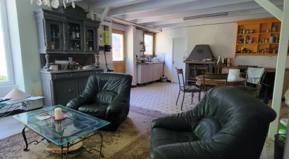 Maison de campagne 3 pièces de 85 m² à Bazoges-en-Pareds (85390)