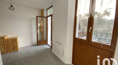 Studio 1 room of 15 m² in Le Bourget-du-Lac (73370)