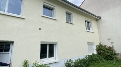 Town house 4 rooms of 109 m² in Limoges (87000)