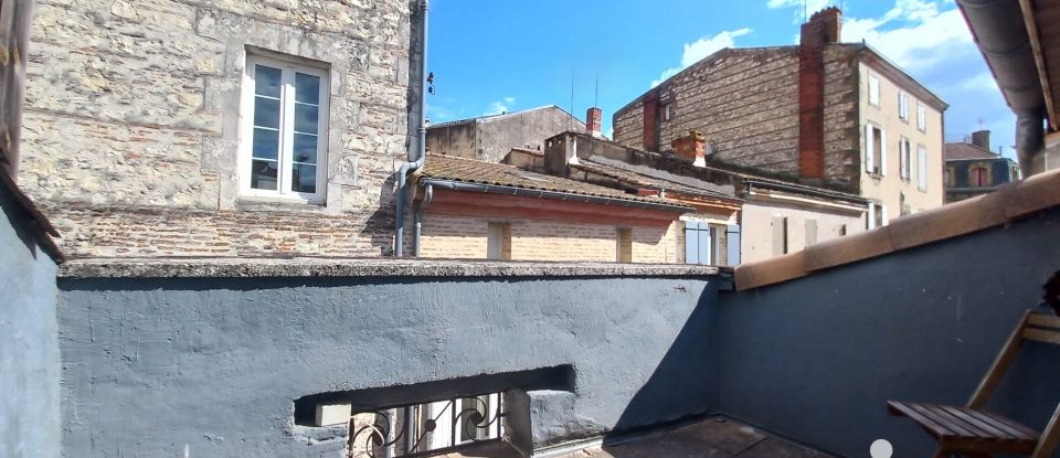 Town house 3 rooms of 85 m² in Agen (47000)