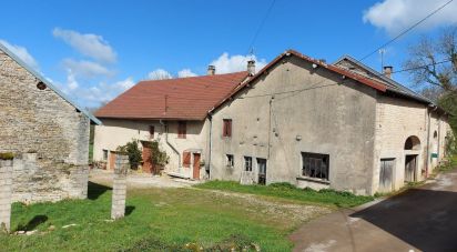 Maison 6 pièces de 136 m² à Saint-Maur (39570)