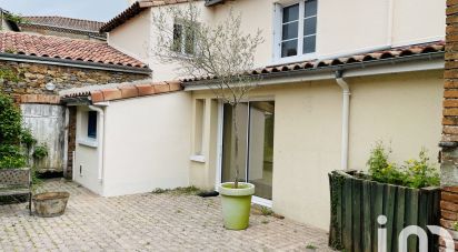 Maison de ville 4 pièces de 104 m² à Coron (49690)