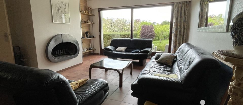 House 5 rooms of 118 m² in Boussy-Saint-Antoine (91800)