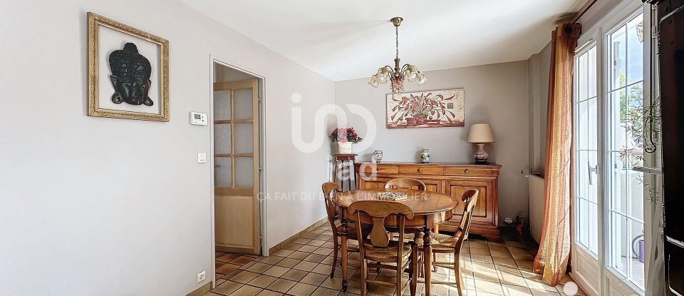 Maison 5 pièces de 103 m² à Dammarie-les-Lys (77190)