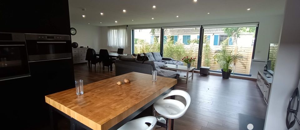 House 7 rooms of 147 m² in Le Plessis-Trévise (94420)