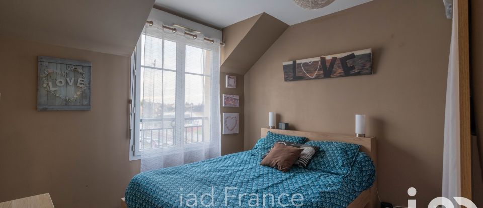 Appartement 3 pièces de 55 m² à Mantes-la-Ville (78711)