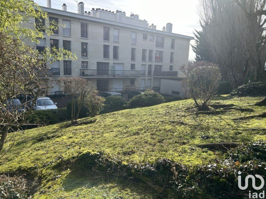 Appartement 2 pièces de 44 m² à Fontenay-aux-Roses (92260)