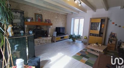 House 8 rooms of 209 m² in Chenay (79120)