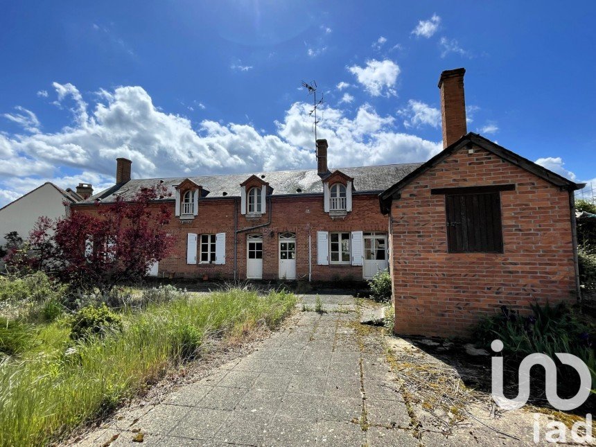 Longère 8 pièces de 201 m² à Marcilly-en-Villette (45240)