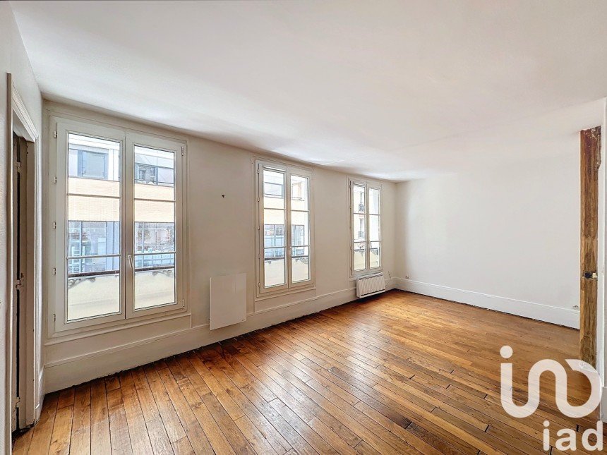 Apartment 3 rooms of 83 m² in Paris (75020)