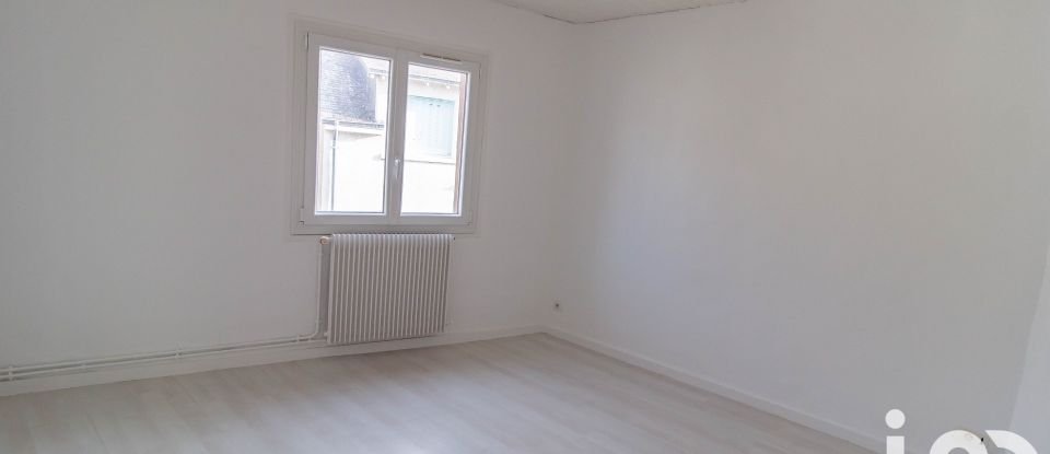 Town house 5 rooms of 118 m² in Déols (36130)