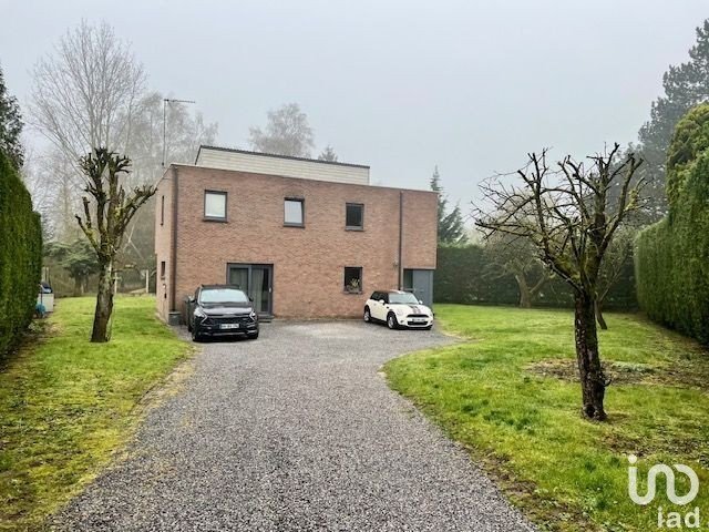 Maison 5 pièces de 173 m² à Cambrai (59400)