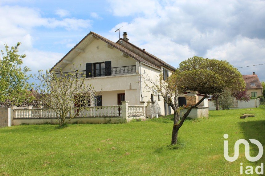 House 10 rooms of 238 m² in Percey (89360)