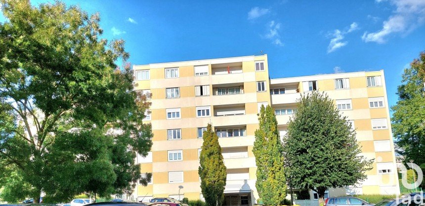 Apartment 5 rooms of 94 m² in Montataire (60160)