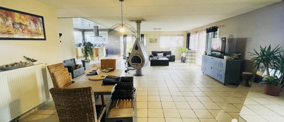 Maison 4 pièces de 156 m² à Pouyastruc (65350)