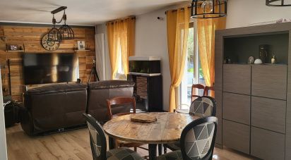 House 8 rooms of 205 m² in Aubigny-Les Clouzeaux (85430)