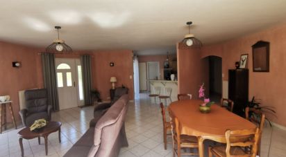 House 5 rooms of 145 m² in Bellevigny (85170)