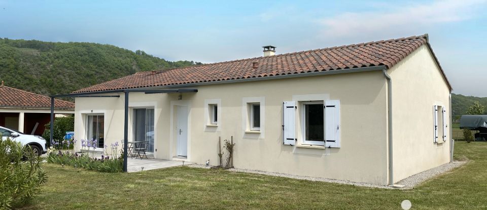 House 6 rooms of 118 m² in Anglars-Juillac (46140)