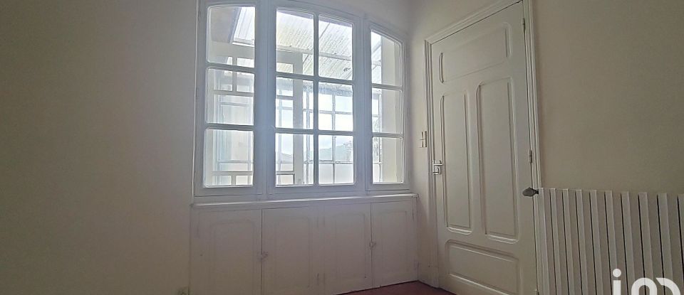 House 6 rooms of 115 m² in Labastide-Rouairoux (81270)
