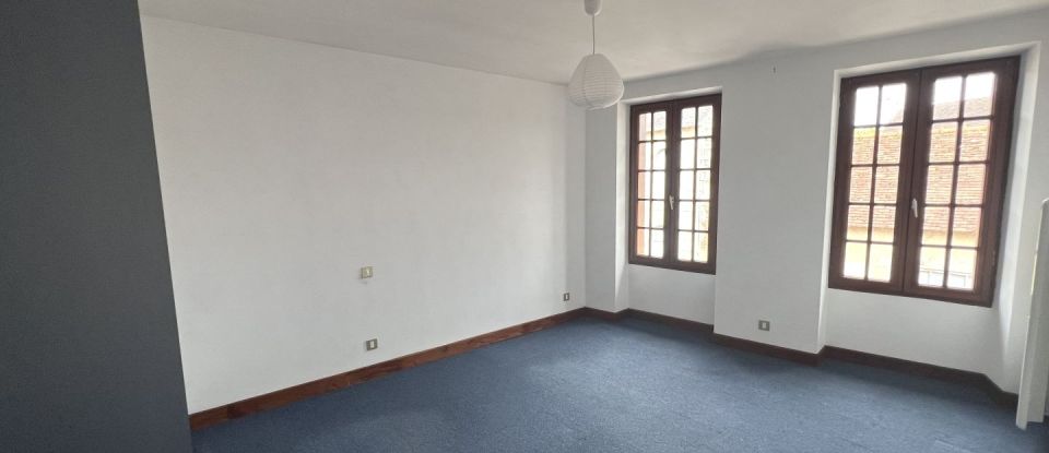 House 7 rooms of 143 m² in Tilly (36310)