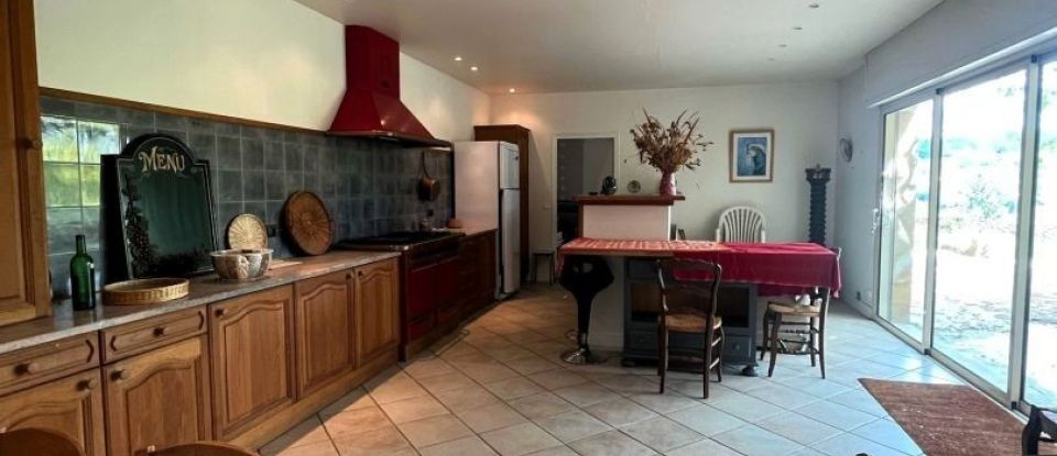 House 17 rooms of 462 m² in Sarlat-la-Canéda (24200)