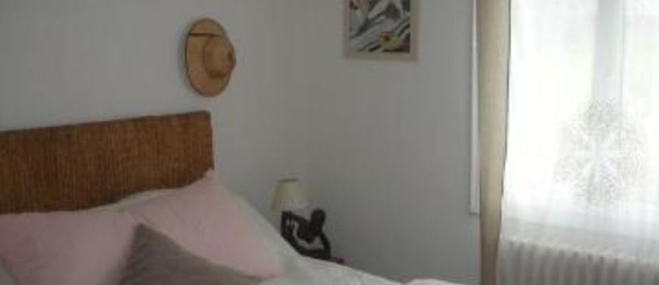 House 9 rooms of 151 m² in La Roche-sur-Yon (85000)