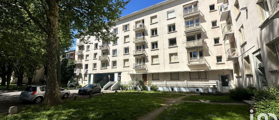 Appartement 3 pièces de 50 m² à Grenoble (38100)