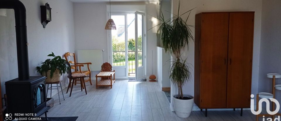 Maison 5 pièces de 90 m² à Pouldergat (29100)