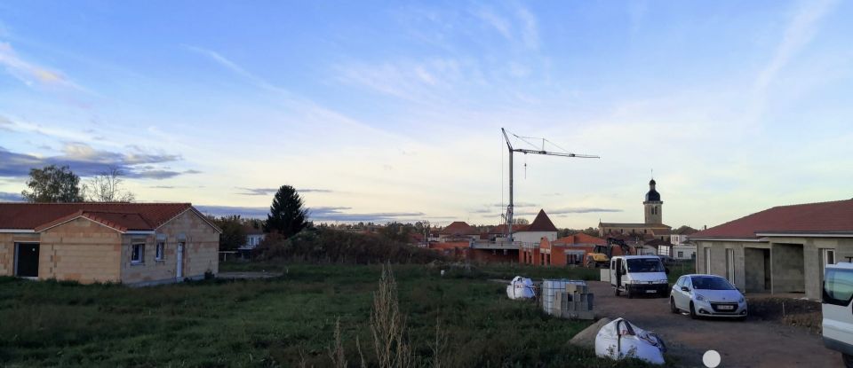 Land of 537 m² in Saint-Romain-la-Motte (42640)