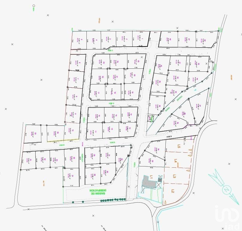 Land of 300 m² in Saint-Benoît (97470)