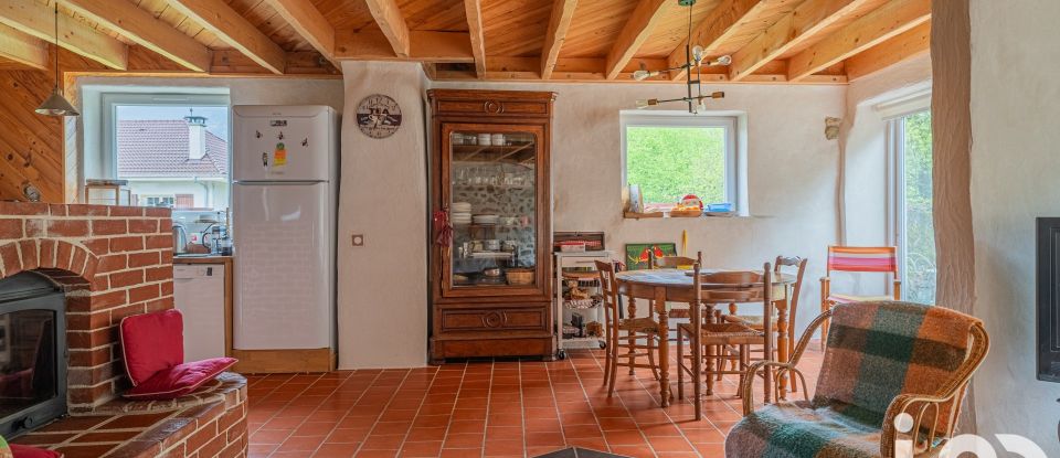 Traditional house 3 rooms of 160 m² in Viviers-du-Lac (73420)