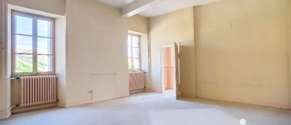 Building in Tournon-sur-Rhône (07300) of 733 m²