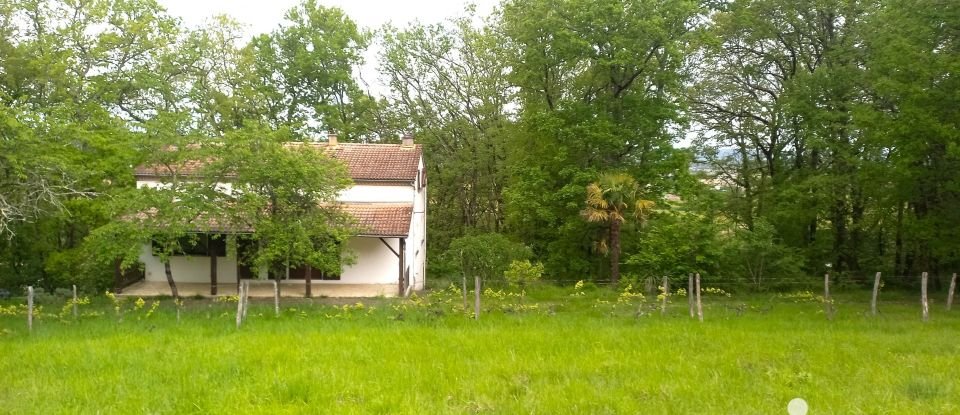 Maison de campagne 5 pièces de 106 m² à Sainte-Colombe-en-Bruilhois (47310)