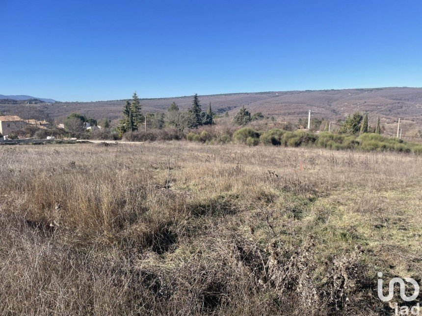 Terrain de 2 400 m² à Saint-Michel-l'Observatoire (04870)