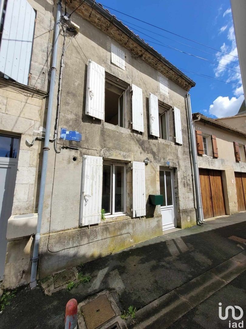 Maison 3 pièces de 50 m² à Mirambeau (17150)