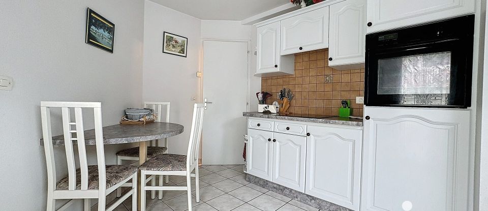 Townhouse 5 rooms of 125 m² in Loudéac (22600)