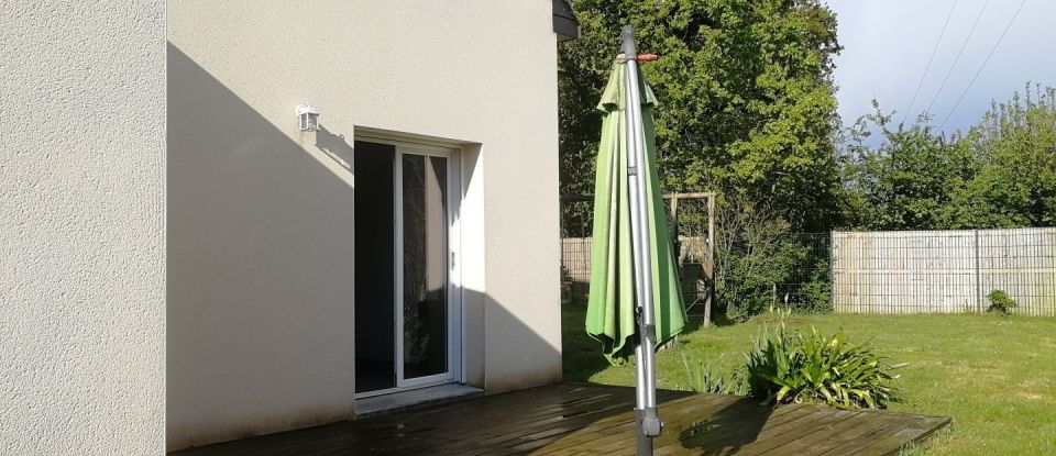 House 5 rooms of 120 m² in Langrolay-sur-Rance (22490)