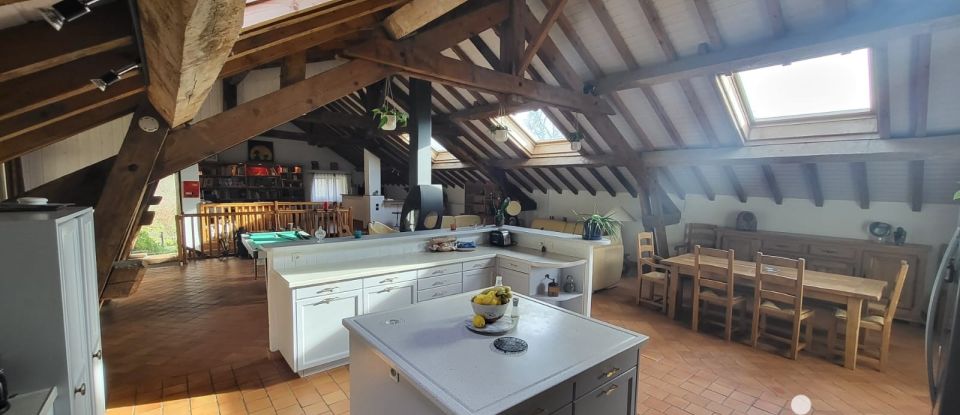 Farm 6 rooms of 255 m² in Saint-Germain-sur-Rhône (74910)