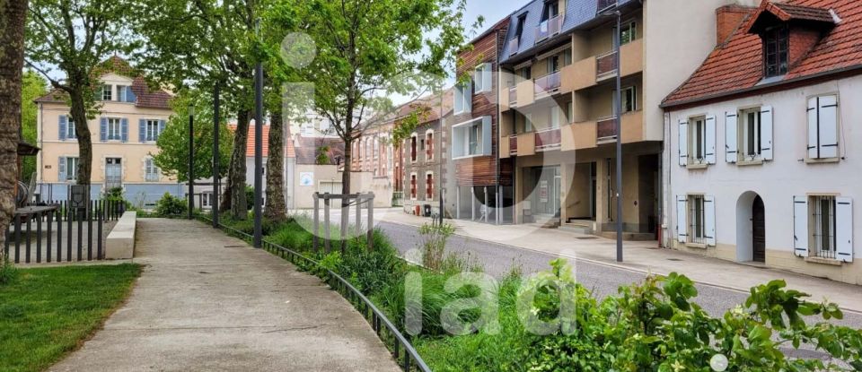 Appartement 5 pièces de 133 m² à Montluçon (03100)