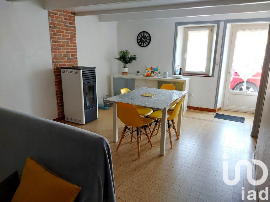 Town house 4 rooms of 92 m² in La Meilleraie-Tillay (85700)