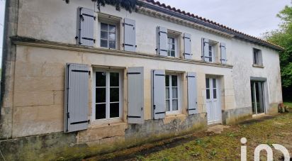 Maison de campagne 3 pièces de 106 m² à Nieul-lès-Saintes (17810)