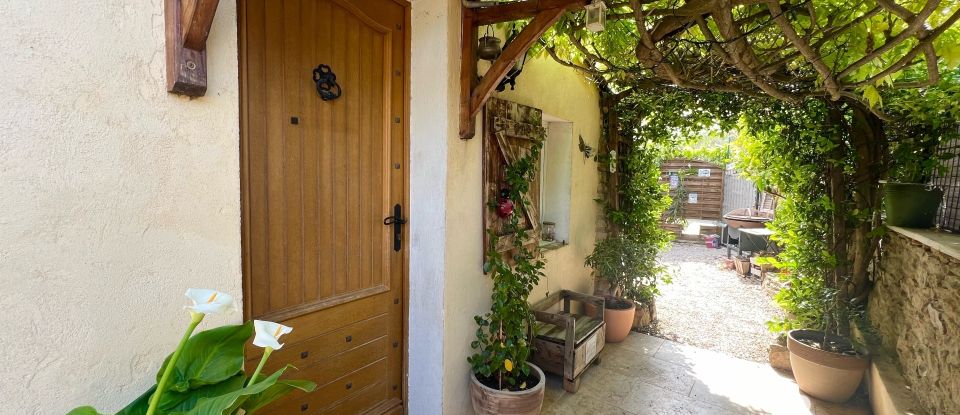 Traditional house 4 rooms of 56 m² in La Cadière-d'Azur (83740)