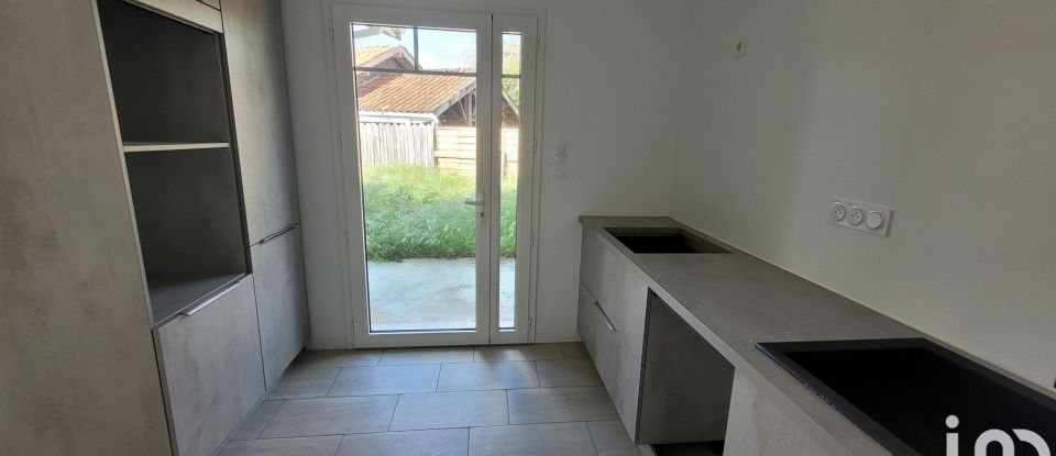 Maison 4 pièces de 108 m² à Sanguinet (40460)