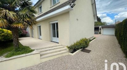 House 6 rooms of 147 m² in Crisenoy (77390)