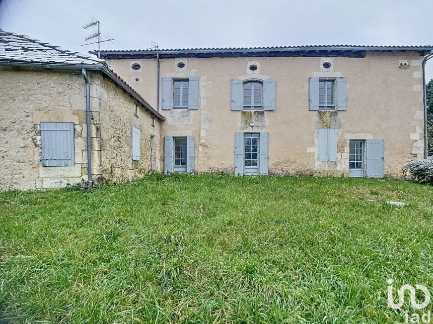 Village house 8 rooms of 183 m² in Bourg-du-Bost (24600)