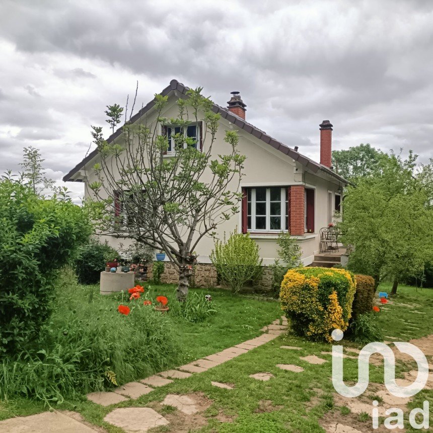 Maison traditionnelle 5 pièces de 80 m² à Grigny (91350)