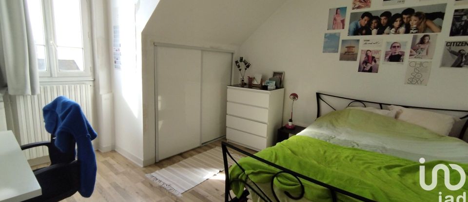 Maison 8 pièces de 199 m² à Rennes (35700)