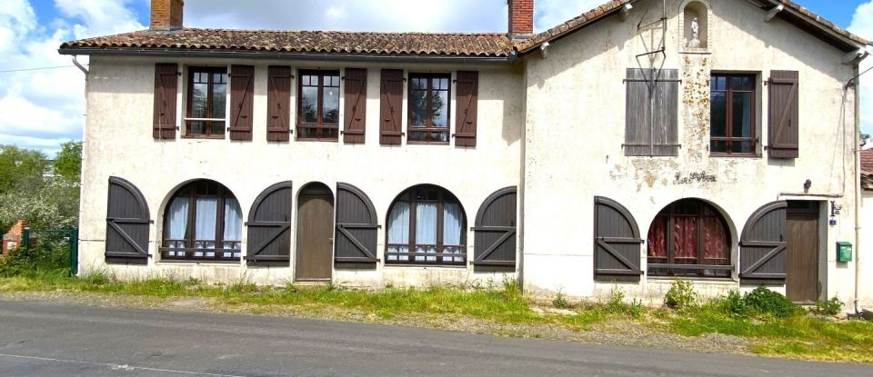 House 7 rooms of 136 m² in Saint-Vincent-sur-Graon (85540)