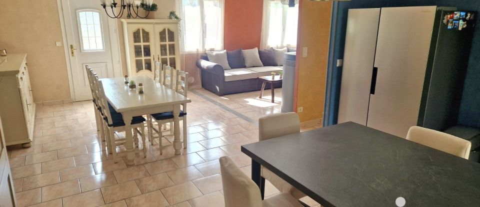 House 6 rooms of 117 m² in Tours-en-Vimeu (80210)